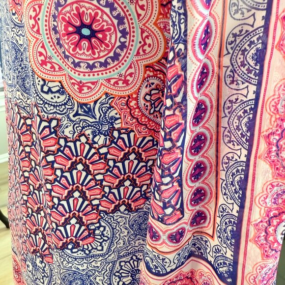 ๐ธ Chicoโs Paisley & Floral V-Neck Top โ Size 1 (Medium/Large) ๐๐๐ - Picture 7 of 14